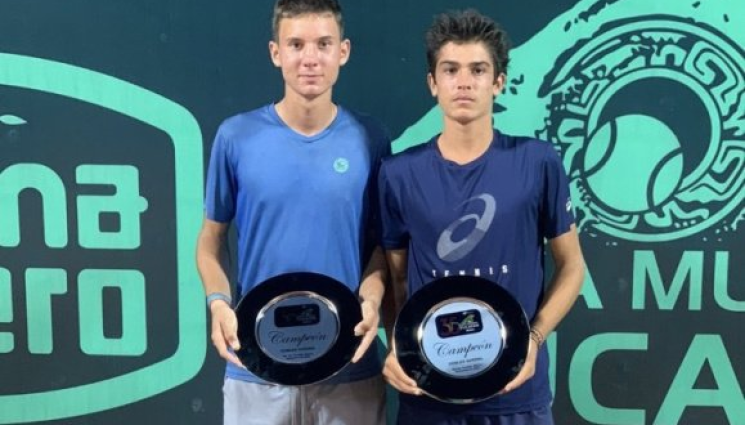 Илиян Радулов Адрияно Дженев - Българчетата пробиха до 1/8-финалите на