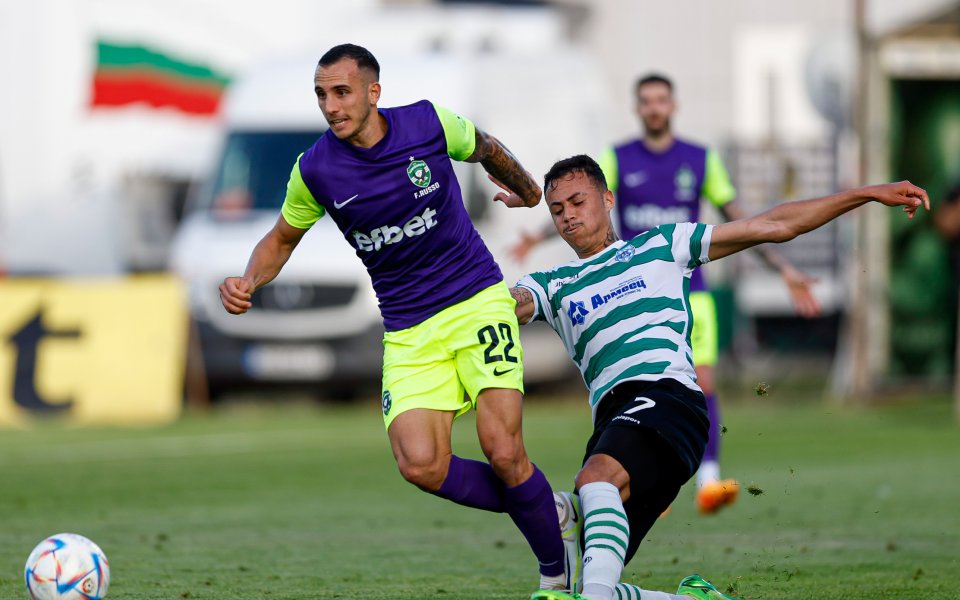 Черно море приема шампиона Лудогорец в мач от шестия кръг