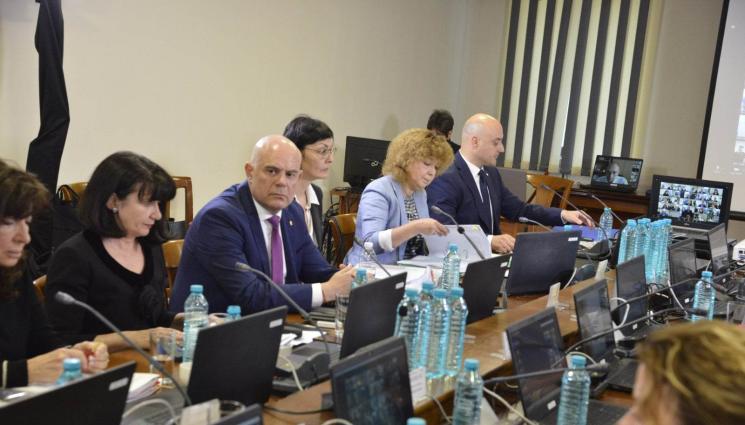 ВСС - Кадровиците на Темида се събраха пак за освобождаването на Гешев (НА ЖИВО)