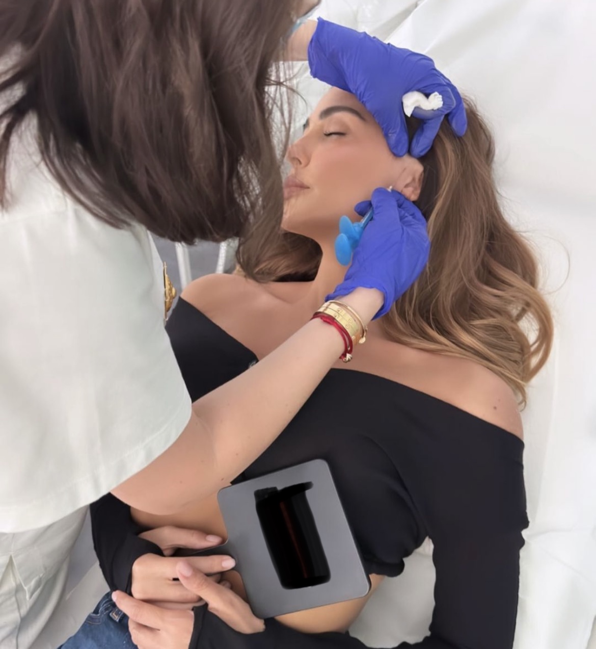 Николета Лозанова