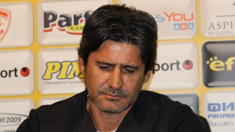 Николай Костов