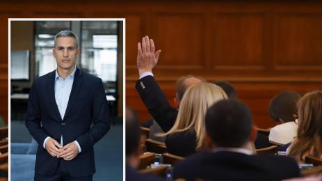 Андрей Гюров