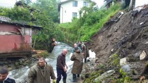 Продължава разчистването след потопа в Берковица съобщи От вторник над