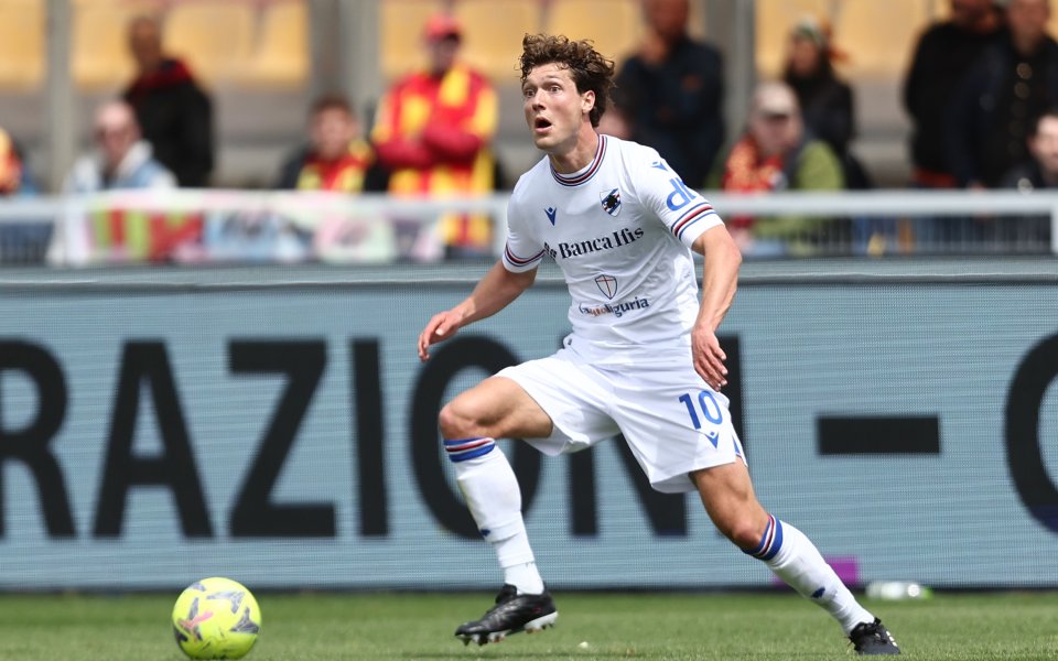 Сам Ламърс е близо до преминаване в Рейнджърс, съобщават британските