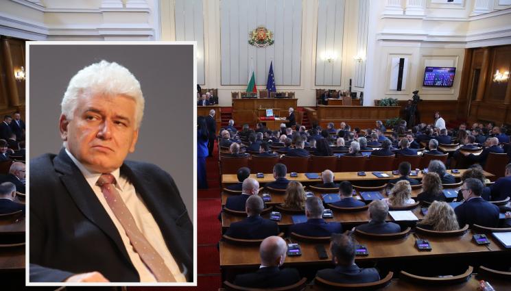 Пламен Киров - Конституционалистът проф. Пламен Киров пред „Телеграф“: ВСС навреди на съдебната власт повече и от Гешев