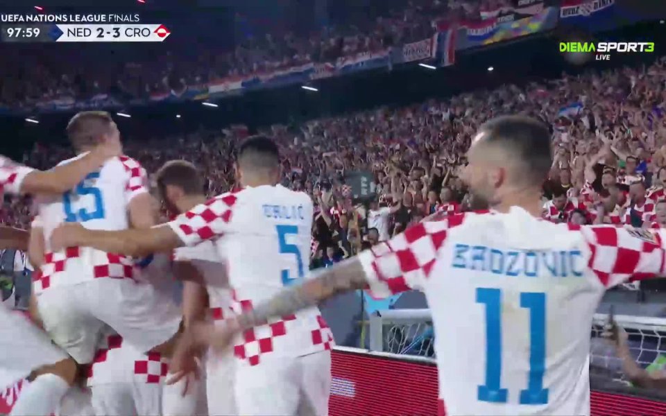 След този епичен развой на Де Кайп Ищван Ковач свири