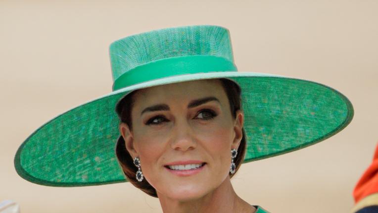  Принцесата на Уелс идва на Парада на знамената 