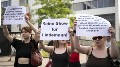 Жена е подозирана наравно с Линдеман в сексуални престъпления