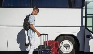 Край на хартиените билети: Въвеждат цифров портфейл за пътуване