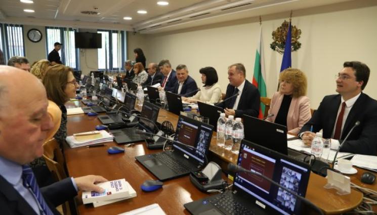 ВСС - ЗАПОЧВА ОТНАЧАЛО: ВСС откри процедурата за избор на нов главен прокурор