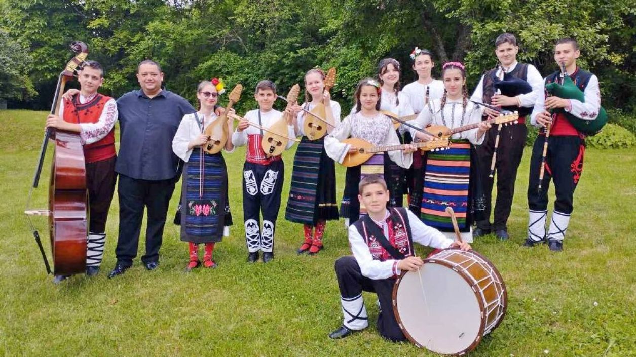 Над 1500 изпълнители участват в Петропавловския събор