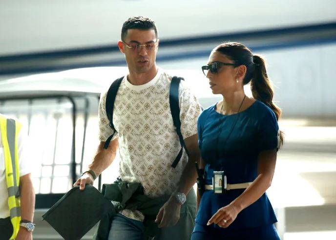 Роналдо Сардиния дубльорка Джорджина