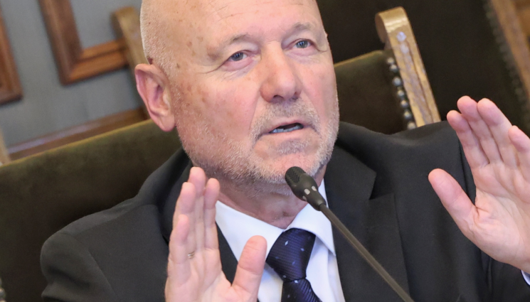 Тодор Тагарев - Тагарев размаха пръст на Русия!