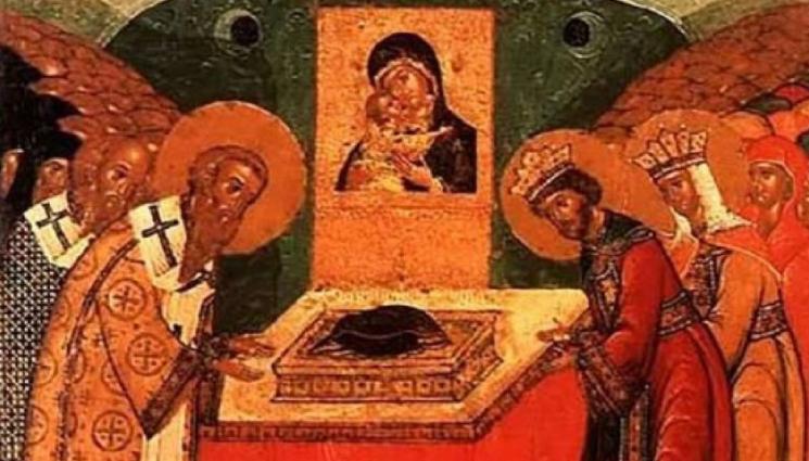 чудеса и вяра - ЧУДЕСА И ВЯРА: Изцеления край честната дреха на Богородица (СНИМКИ)