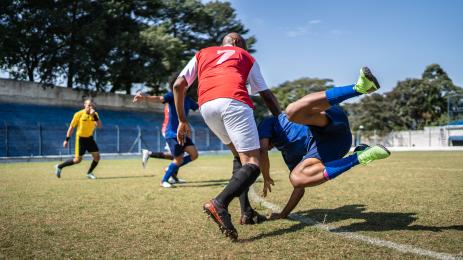 бой на стадиона