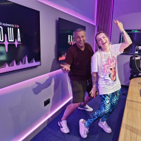 Поли Генова