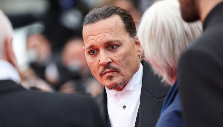 Джони Деп - ВСЕКИ СИ ИМА ФОБИЯ: Клоуни плашат Джони Деп до смърт!