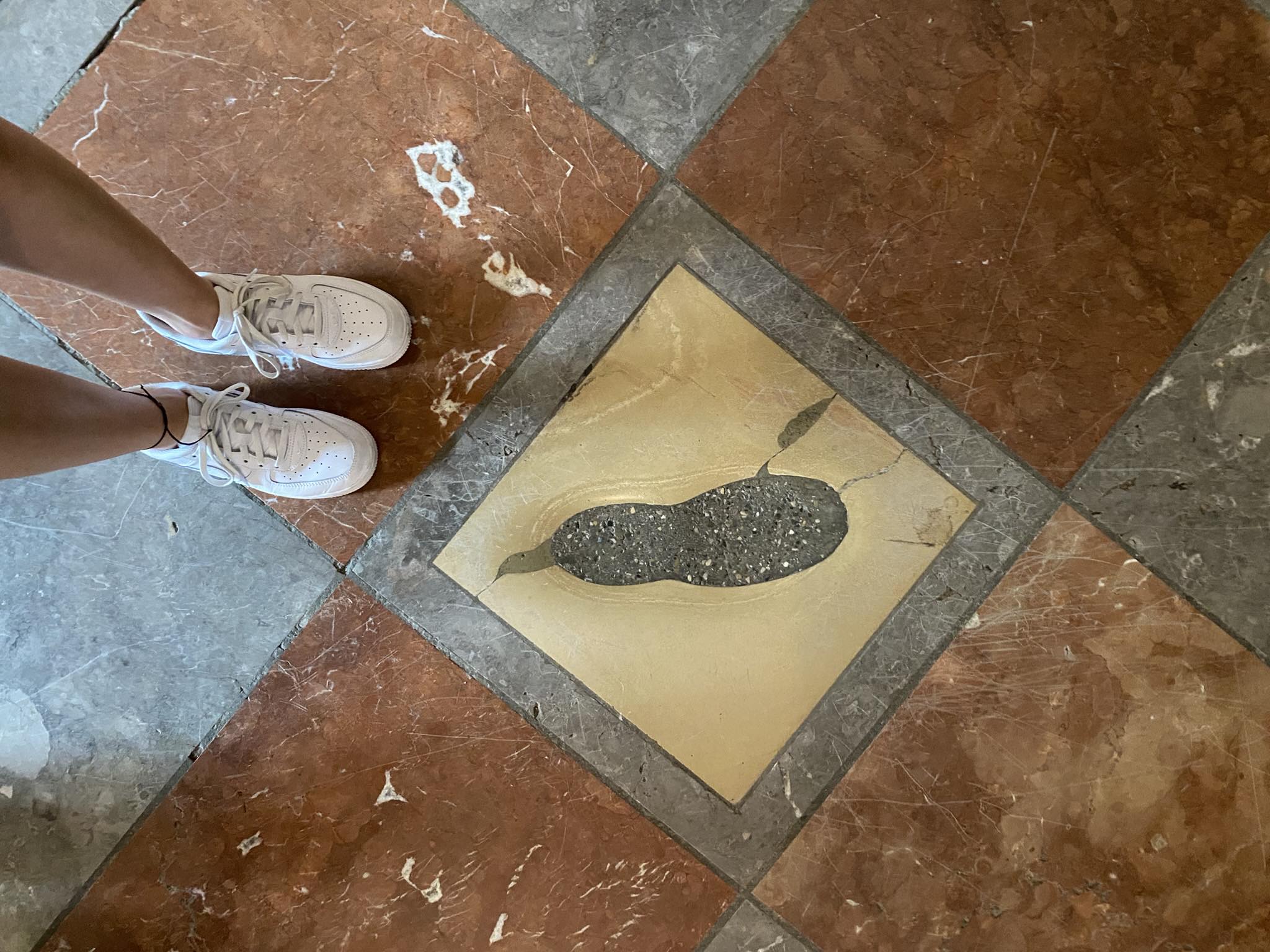 дяволската обувка Мюнхен