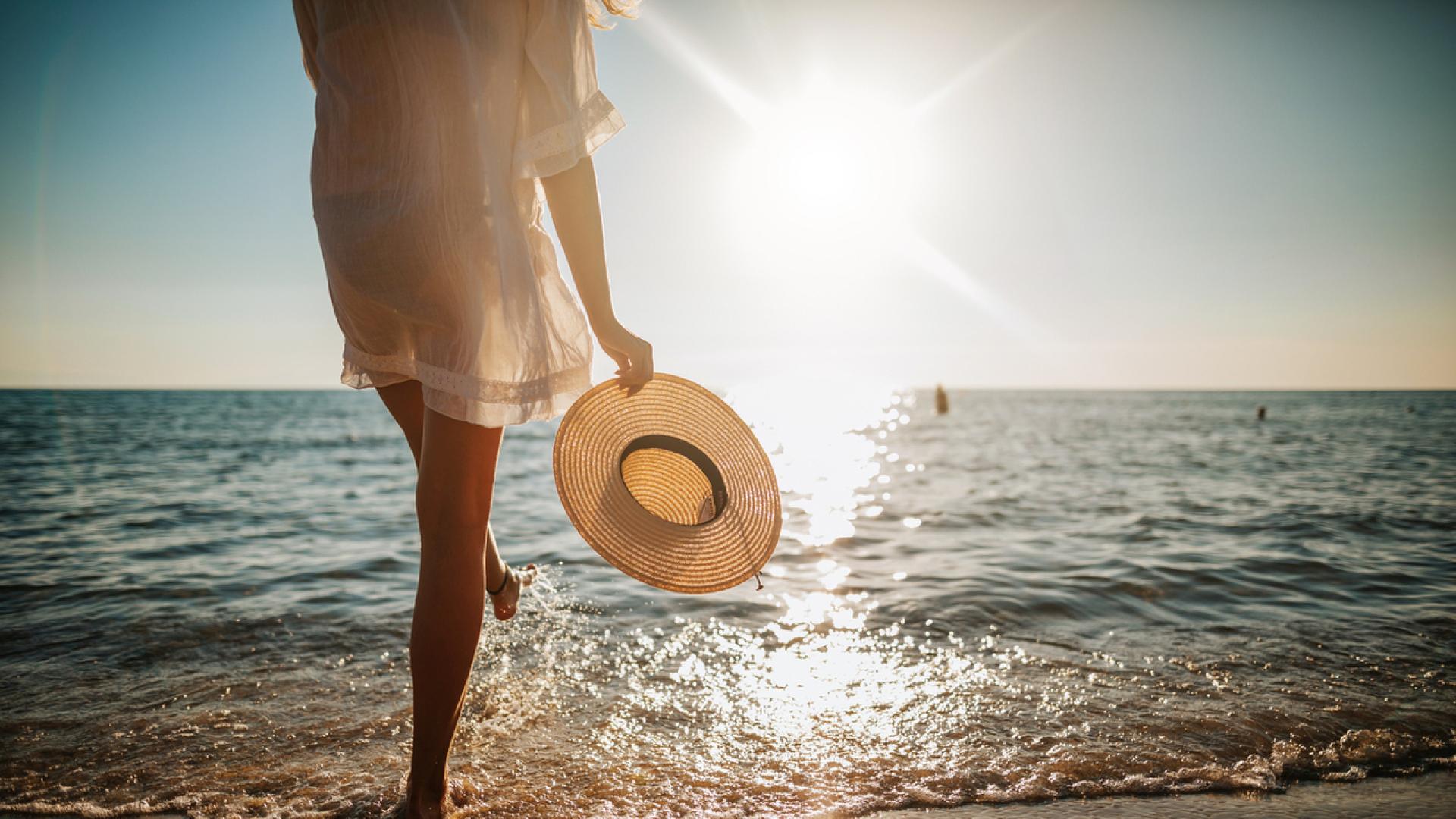 Днес ще преобладава слънчево време с разкъсана средна и висока