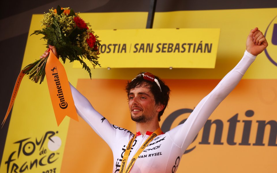 Френският колоездач Виктор Лафе спечели втория етап от Тур дьо Франс.