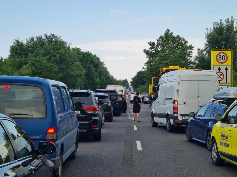 Жители на 4 села ще блокират пътя Бургас-Созопол в района