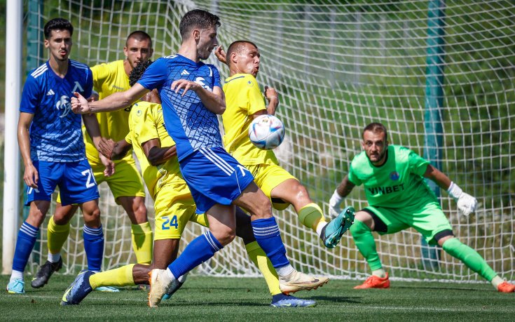 Левски обърна Марица във втората си контрола в Правец