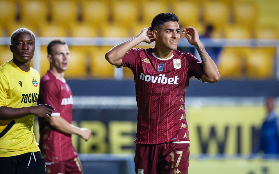 Лудогорец остава в битката за нападателя на Арис Солун Луис