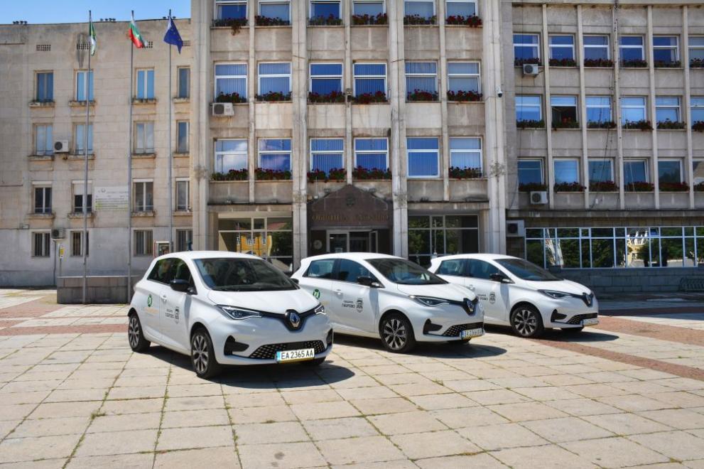 Три нови електромобила придоби Община Габрово и направи поредна стъпка