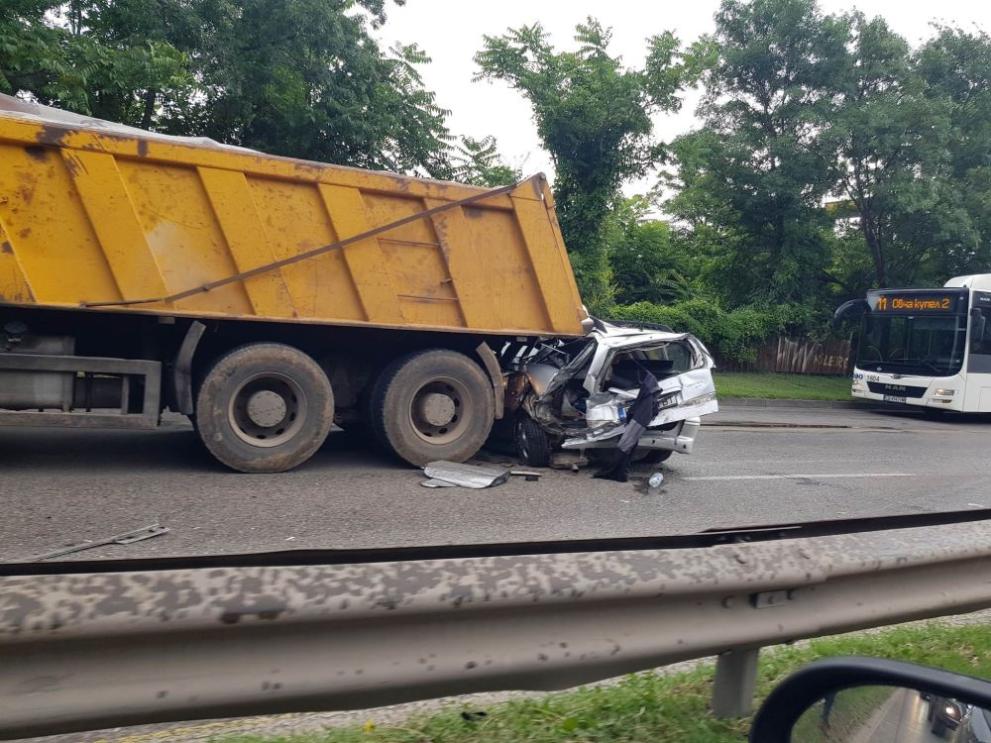 Тежка катастрофа стана днес на бул. Ген. Данаил Николаев в