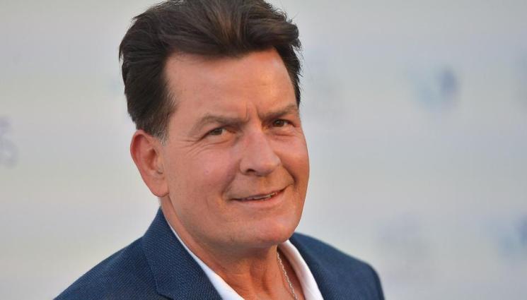 чарли Шиин - ЗАРАДИ ЛЕКАРСТВА: Чарли Шийн развива деменция