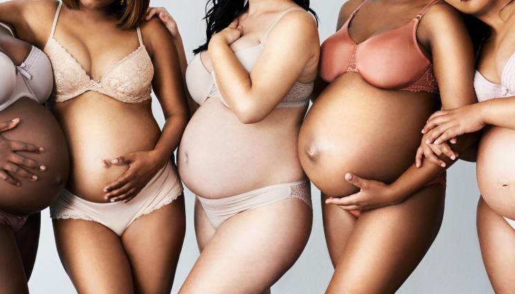 бременни жени - ЧУДОТО НА ЖИВОТА: Четири сестри забременяха по едно и също време! (СНИМКА)