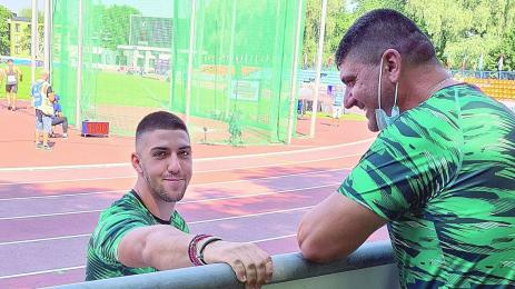 Валентин Андреев