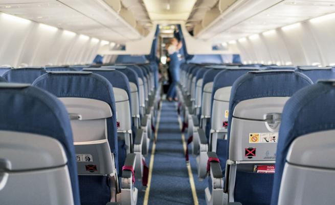 Сама на борда: Как жена се оказа единствен пасажер в самолета