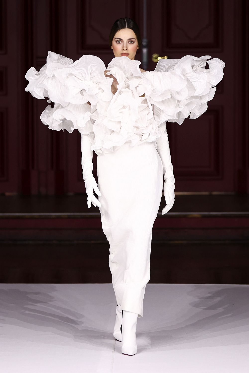 Haute couture Есен/Зима 2023/24 на испанската дизайнерка Хуана Мартин по време на Седмицата на модата в Париж