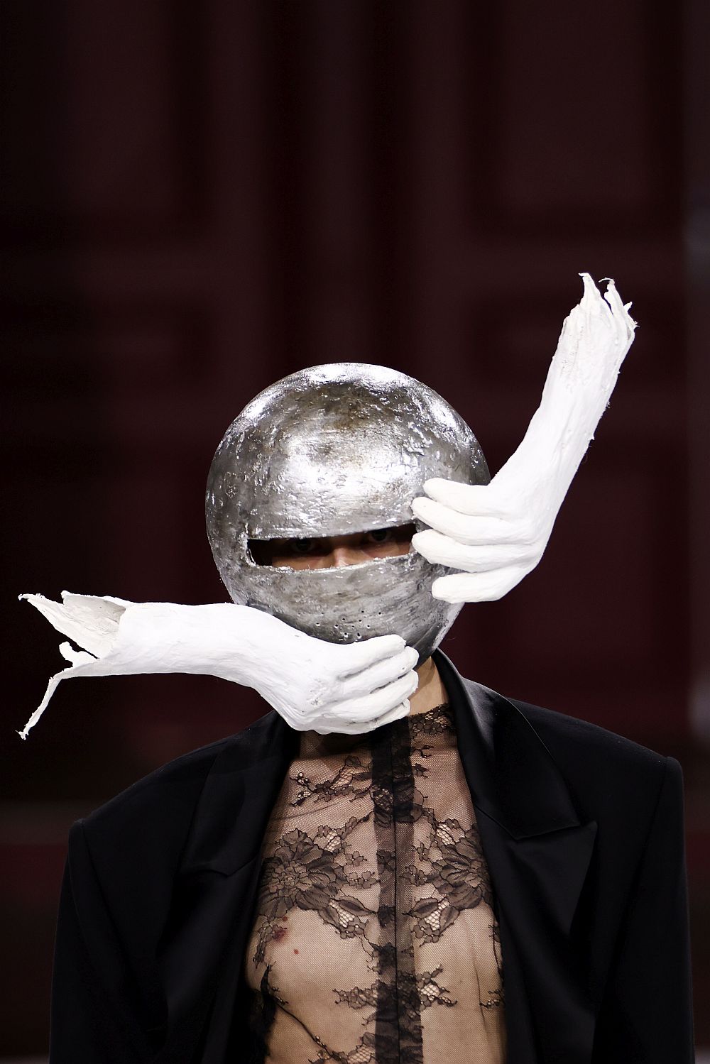 Haute couture Есен/Зима 2023/24 на испанската дизайнерка Хуана Мартин по време на Седмицата на модата в Париж