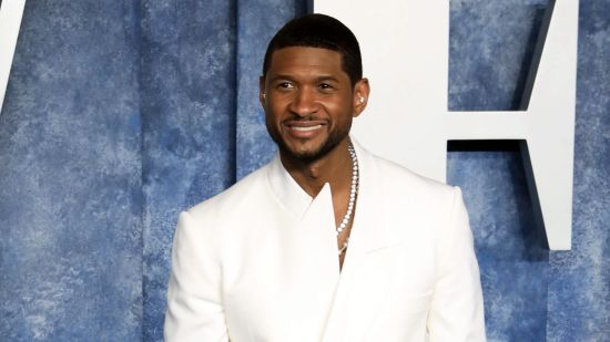 Usher ще бъде хедлайнер на "Супербоул" през 2024