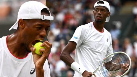 Кристофър Юбанкс