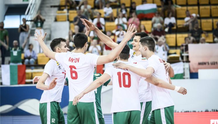 волейбол - СУПЕР УСПЕХ! Волейболните „лъвчета“ са трети в света!