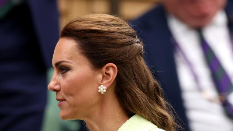  Принцесата на Уелс засия с елегантна рокля в публиката на Уимбълдън 