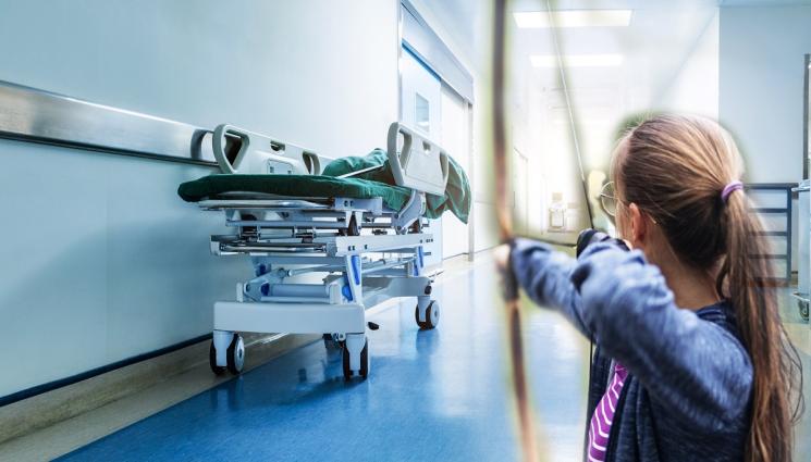 болница дете лък - ИГРАЧКА-ПЛАЧКА: 12-годишно момиче простреляно с лък в окото