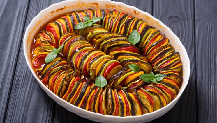 рецепти - Бързо, вкусно и без месо: Пълнени чушки с кус-кус и манатарки, апетитен Рататуй или бърз шарен гювеч
