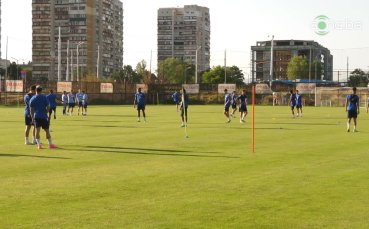 Новото попълнение на Левски Асми Фадига проведе първа тренировка с