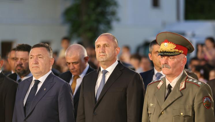 Радев - РАДЕВ ОТ КАРЛОВО: Левски отрано осъзна, че свободата не е самоцел (СНИМКИ)