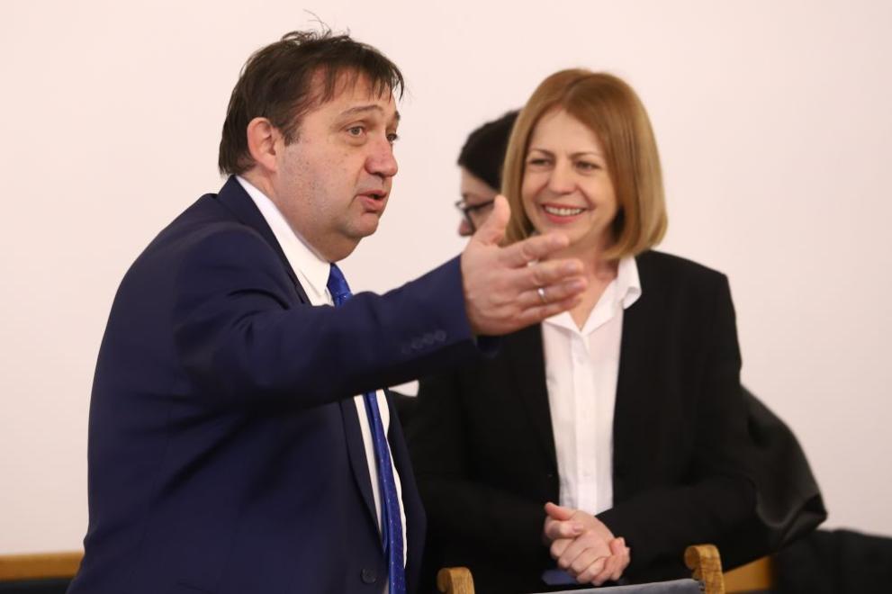 Бившият регионален министър Иван Шишков потвърди пред , че ще