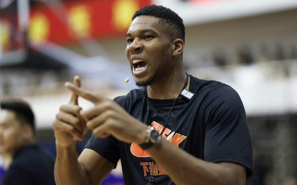 Голямата звезда на Милуоки Бъкс и НБА – Янис Антетокумпо,