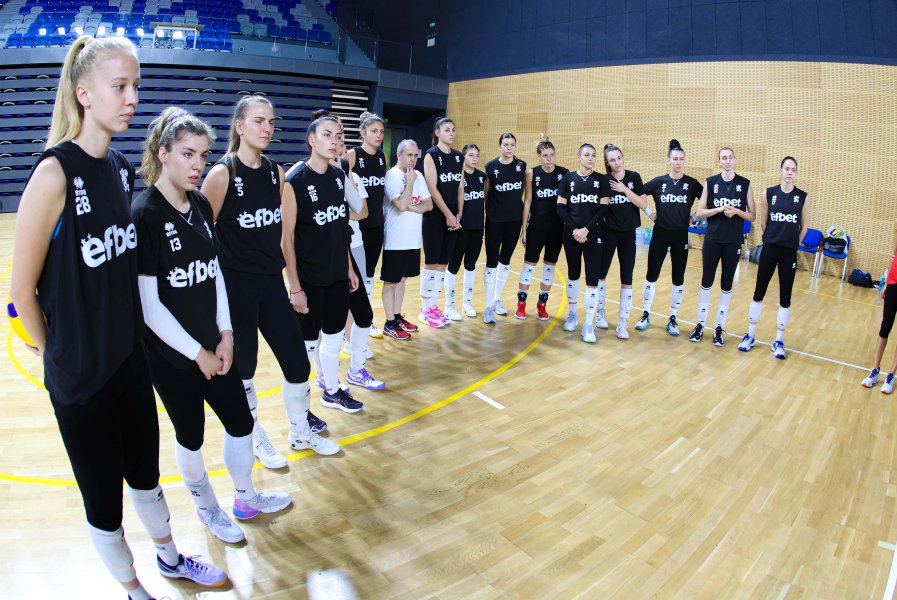 Открита тренировка на женския национален отбор по волейбол1