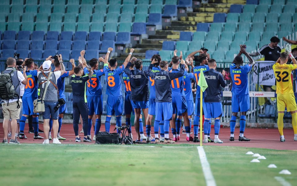 ФКСБ спечели рутинно с 2:0 гостуването си на Оцелул в