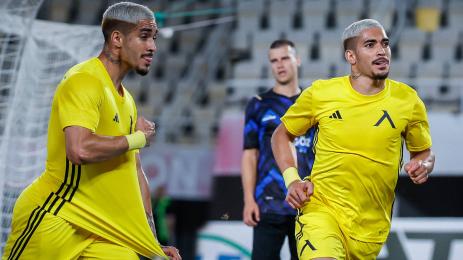 Шкупи Уелтън Левски