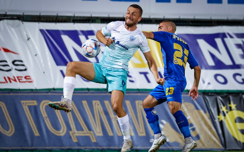 Крумовград и Черно море играят при резултат 0:0 в откриващия мач от