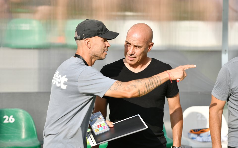 Старши треньорът на Берое – Густаво Араголаса, отдаде първата си